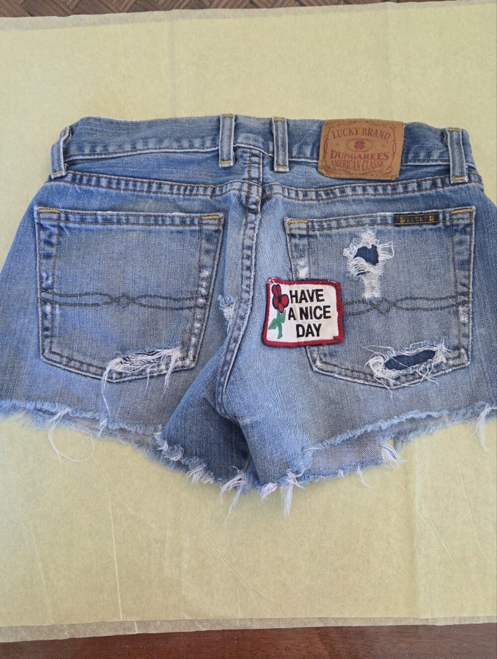 Lucky Brand Daisy Duke Jean Denim Short 26 Button Fly MADE IN USA Frayed Cutoffs - Picture 2 of 14